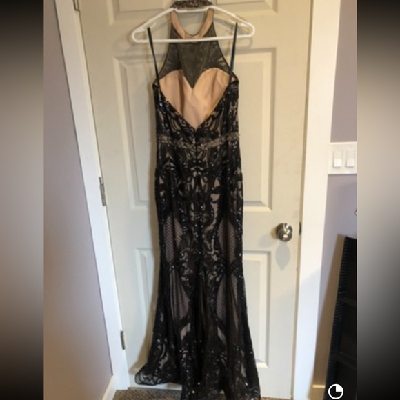 Tiffany Designs elegant prom dress. - Picture 5 of 5